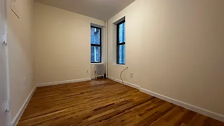 Rented by HOLTON REAL ESTATE INC.