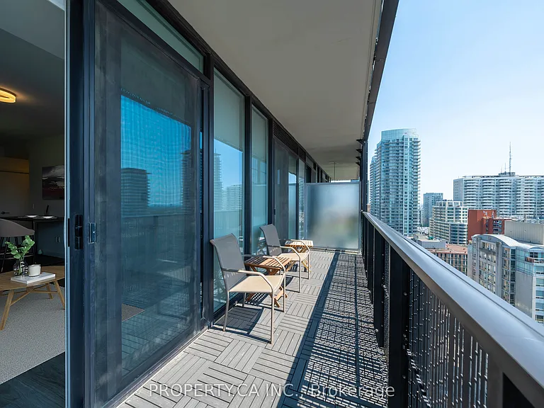8 Eglinton Ave E #1412 — Photo 8