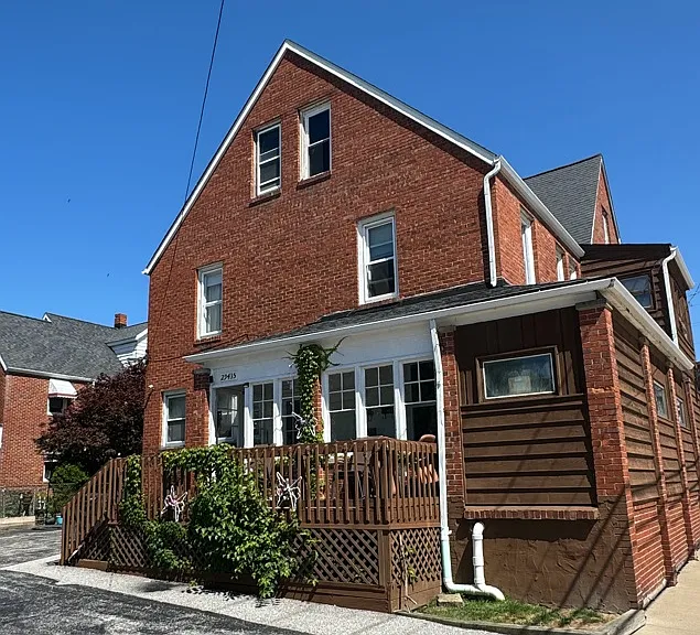 29435 Euclid Ave — Photo 1