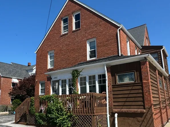 29435 Euclid Ave, Wickliffe, OH 44092