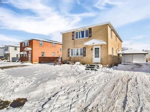 179 Sprucewood Dr, Buffalo, NY 14227