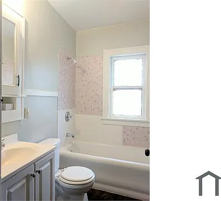 15722 Holmes Ave #2 — Photo 8