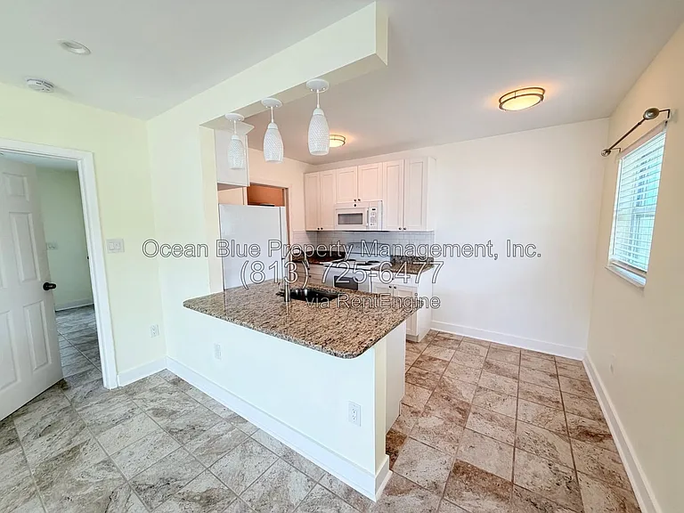 206 Bates Ave #E — Photo 5