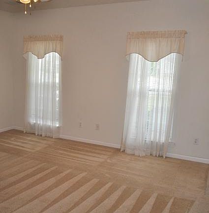 5th image of 7121 Oak Side Dr