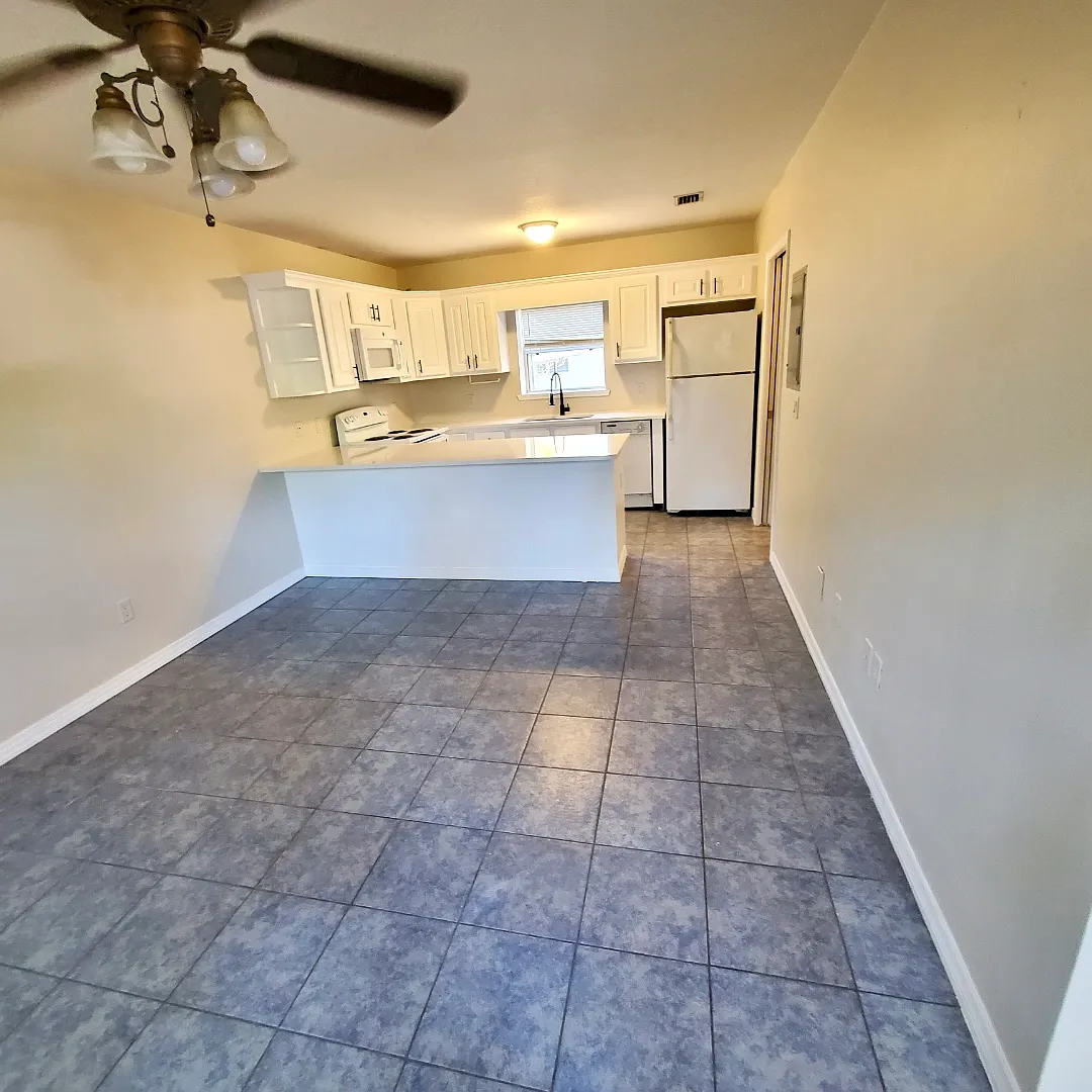 1 bed, 751 sqft, $1,375 — Photo 4