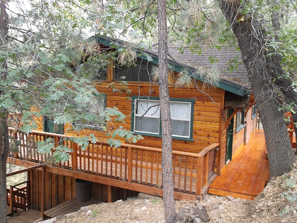 1st image of 690 Villa Grove