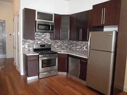 Rented by NY Space Finders Inc. | media 1