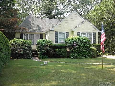 1st image of 18 Menasha Ln