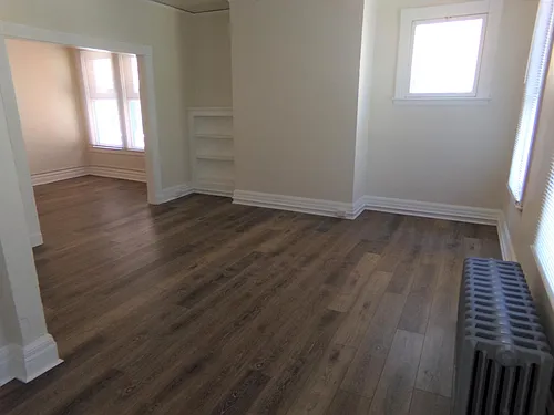 1047 N Pearl St #3 Photo 1