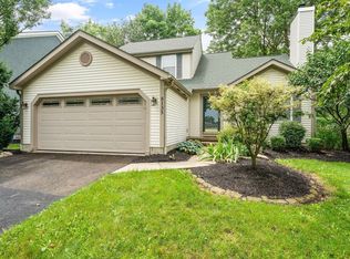 8135 Barlow Rd, Westerville, OH 43081