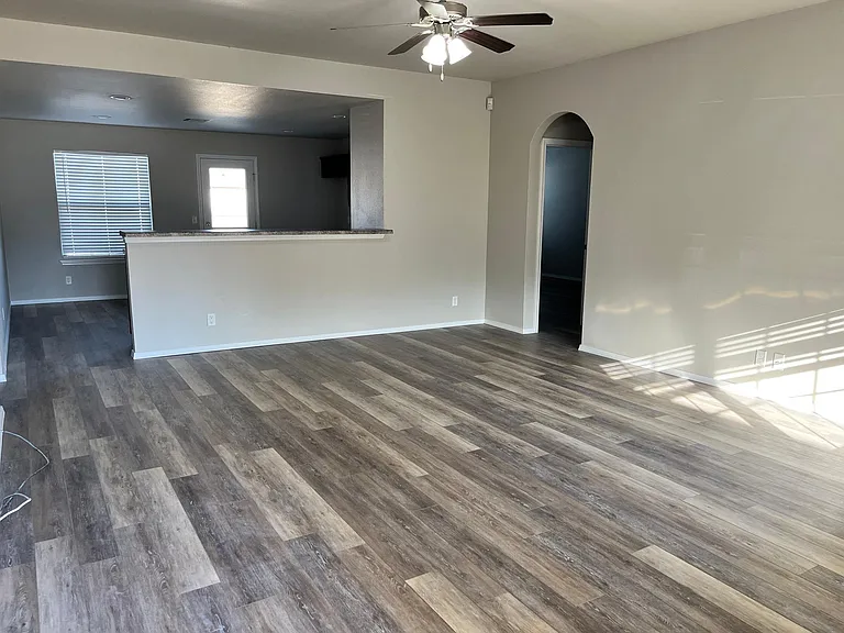 6604 N 128th Ct E — Photo 2