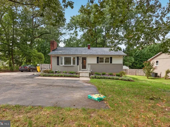 512 Saint Martins Ln, Severna Park, MD 21146