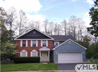 32 Neville Dr, Lincroft, NJ