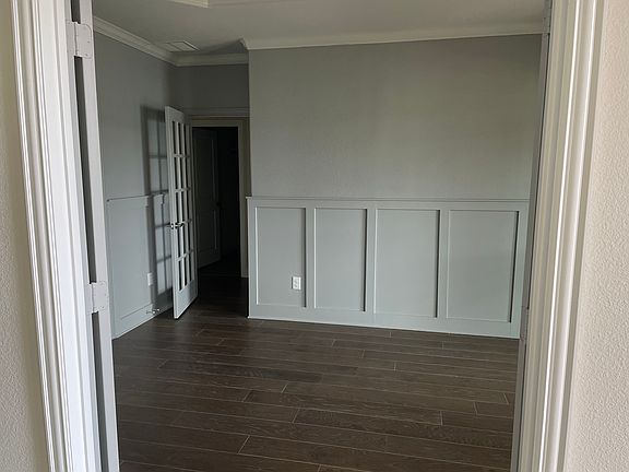 2nd image of 4402 De Bourgh Ln