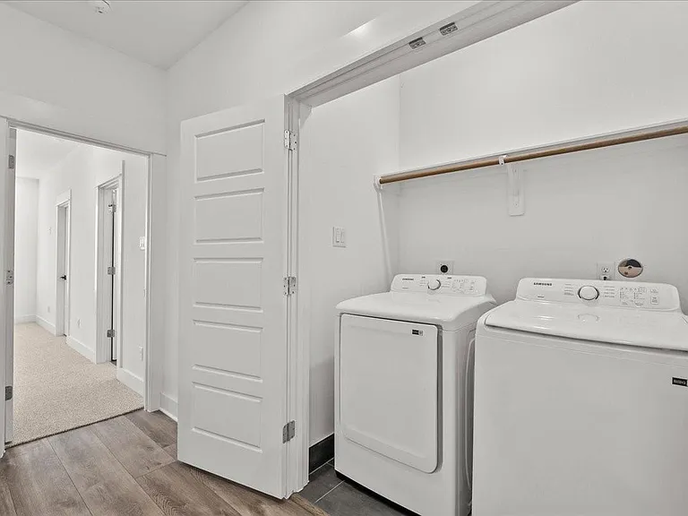 2906 Stevens St — Photo 14