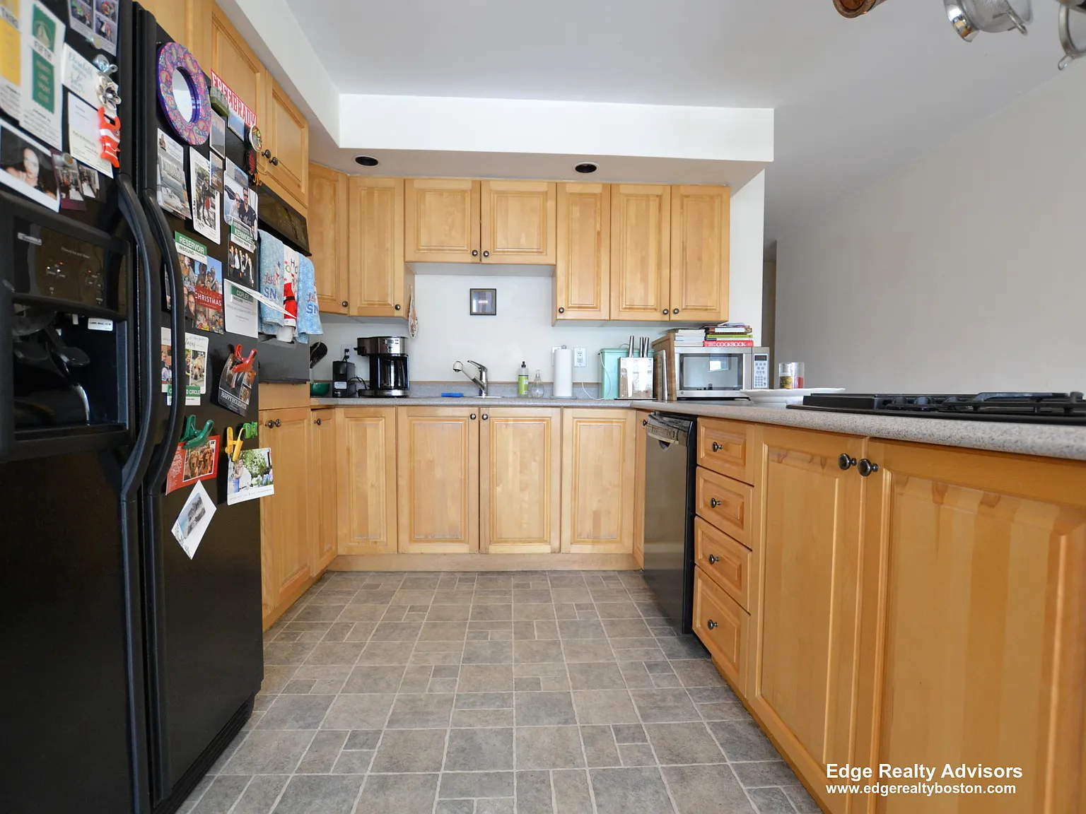 3 bed, 1650 sqft, $3,800 — Photo 1