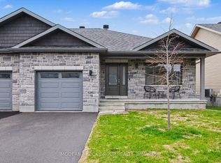 17 Douglas Brown Way, Arnprior, ON K7S0H9