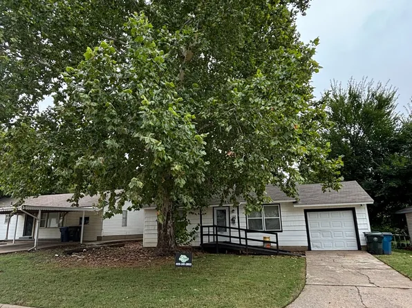 1008 S Locust Dr, Midwest City, OK 73110