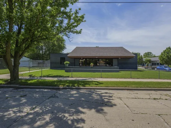 4004 29th AVENUE, Kenosha, WI 53140