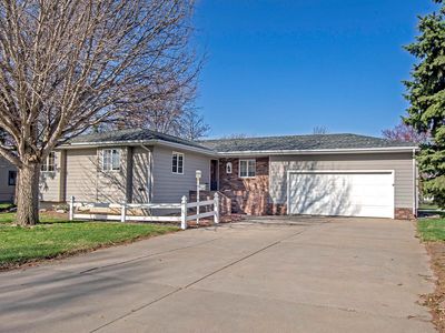 733 S Blaine Ave, Minden, NE, 68959