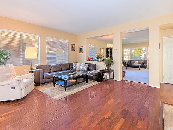 3rd image of 26222 Paseo Toscana