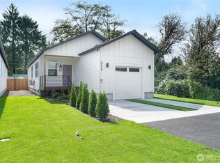 205 W Harriman St, Aberdeen, WA 98520