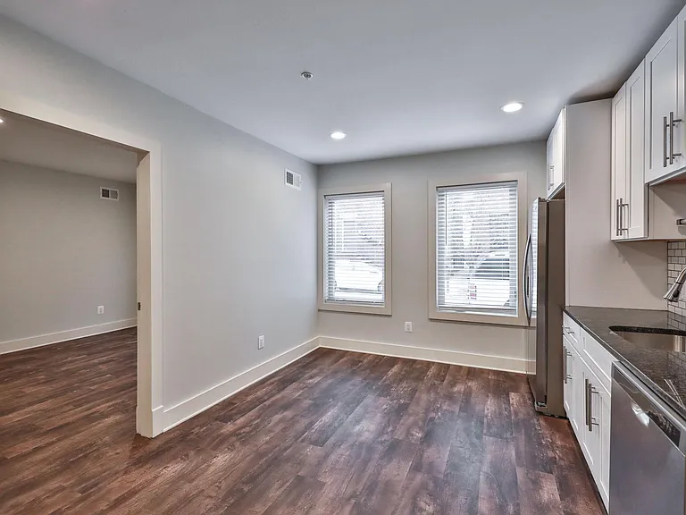 1322 N Franklin St #1 — Photo 28