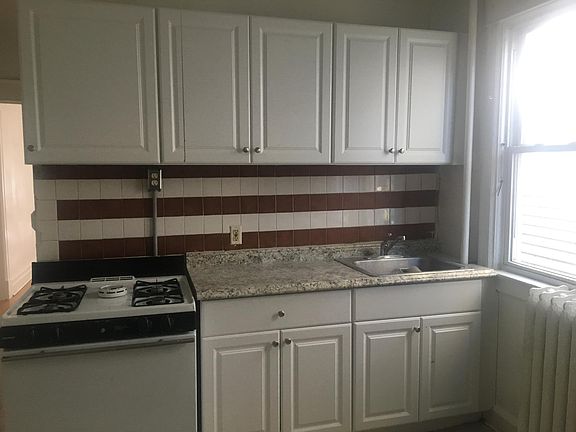 Brand new kitchen cabinets!