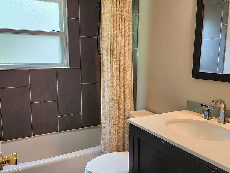 778 & 780 Winding Hills Ln — Photo 8