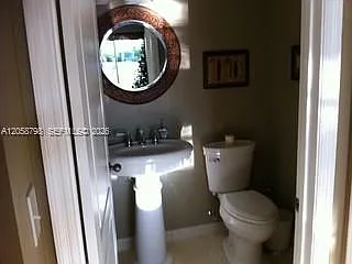 818 Garnet Cir — Photo 11