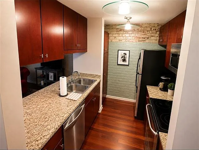 920 Poeyfarre St #314 — Photo 5