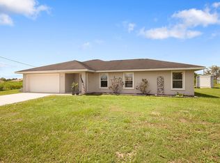 21 Juniper Loop Ln, Ocala, FL 34480