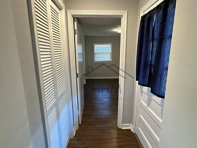 4105 Corbin St — Photo 6