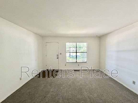 3rd image of 6912 E 46th Pl