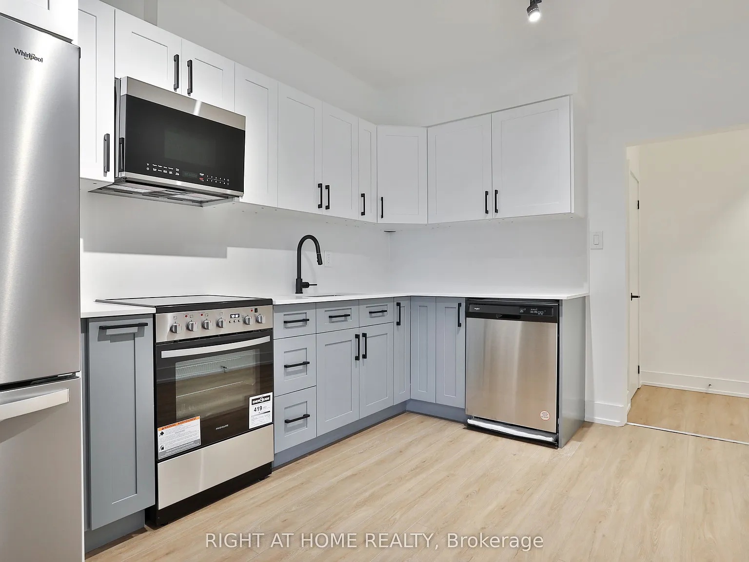 2 bed, $3,495 — Photo 3