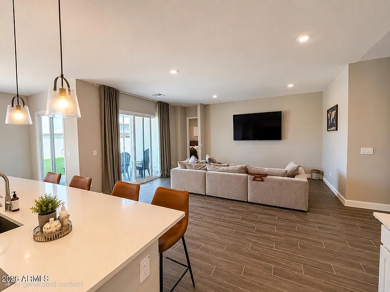 17622 W Mariposa Dr — Photo 4
