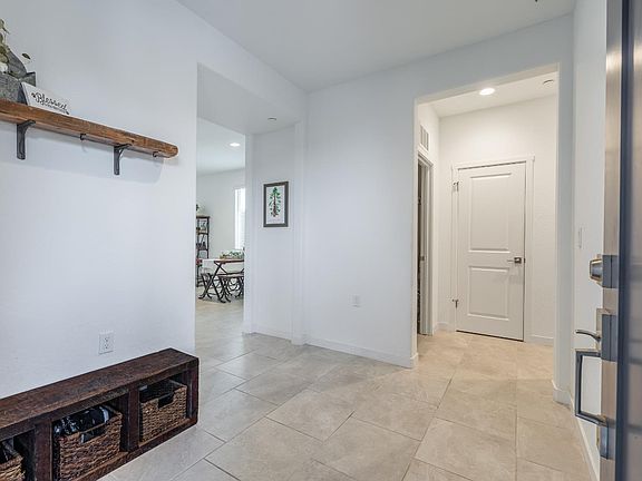 5th image of 1180 Blue Oak Ln W