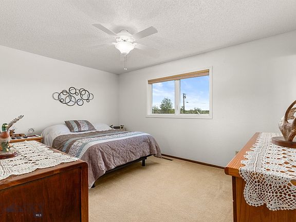 4th image of 2801 Saratoga Trl