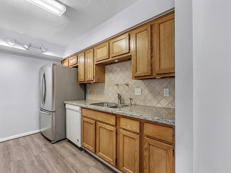 Regency Oaks Condominiums Cypress, TX Zillow