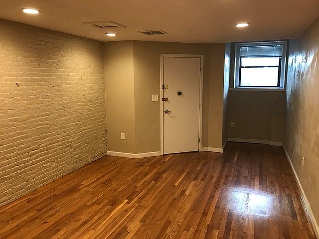 2nd image of 197 Beacon St #G