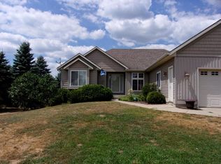 4100 Arndt Ct, Dorr, MI 49323