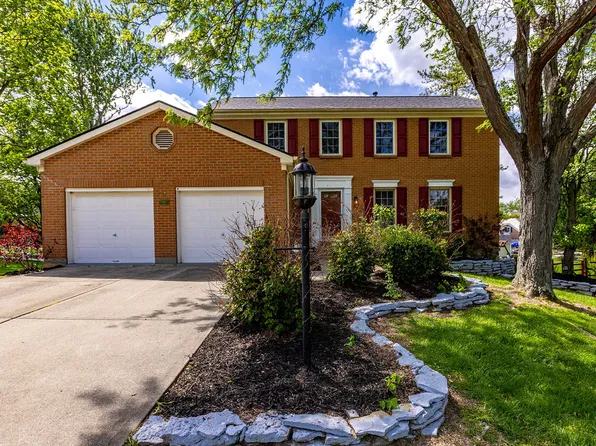 7497 Rolling Meadows Dr, West Chester, OH 45069