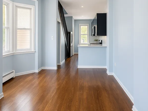 41-01 20th Avenue image 1 of 9