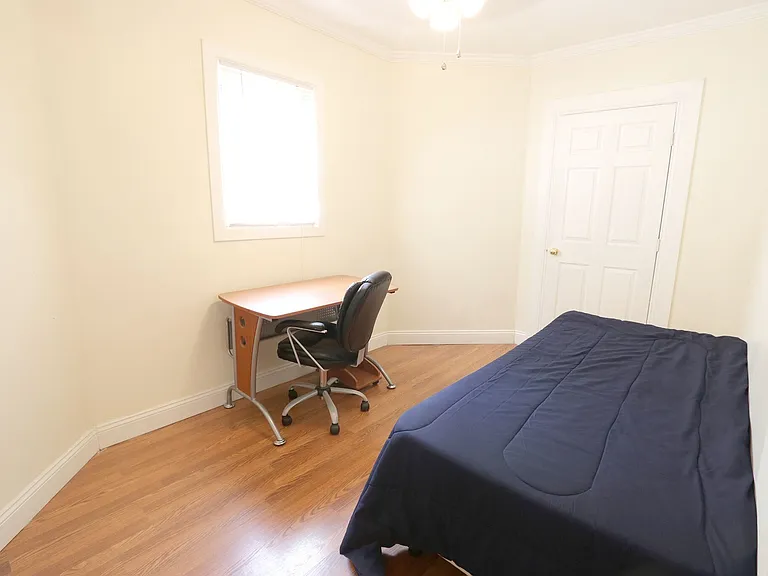 433 S Beech St — Photo 9