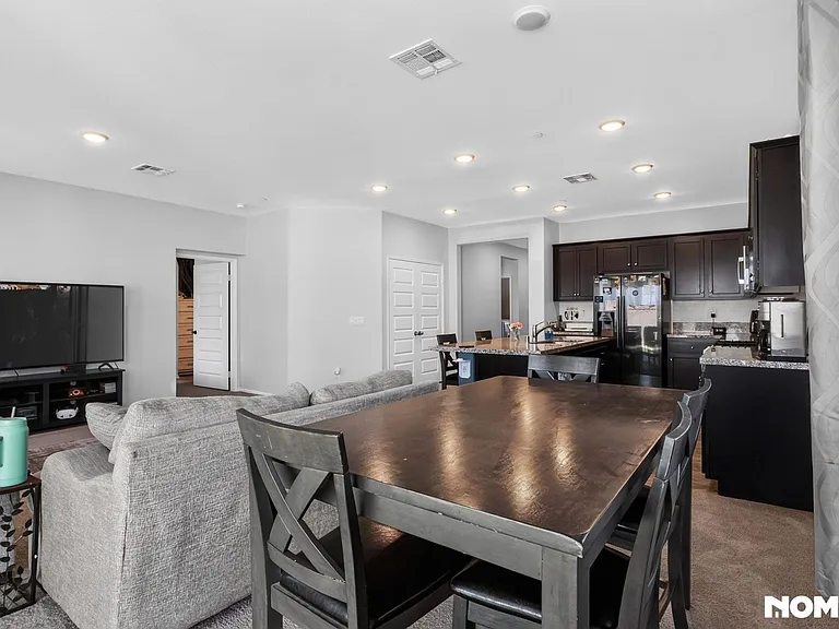 6296 Aural Pl — Photo 6