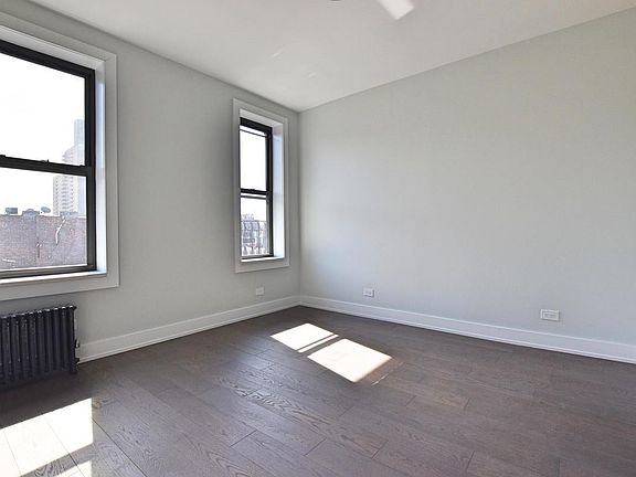 5th image of 1059 Union St APT 4B