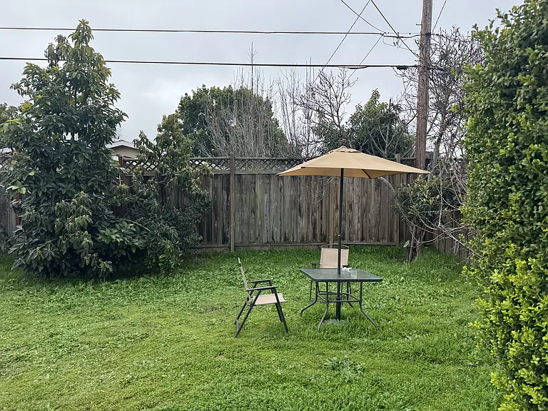 1066 Heatherstone Ave — Photo 9