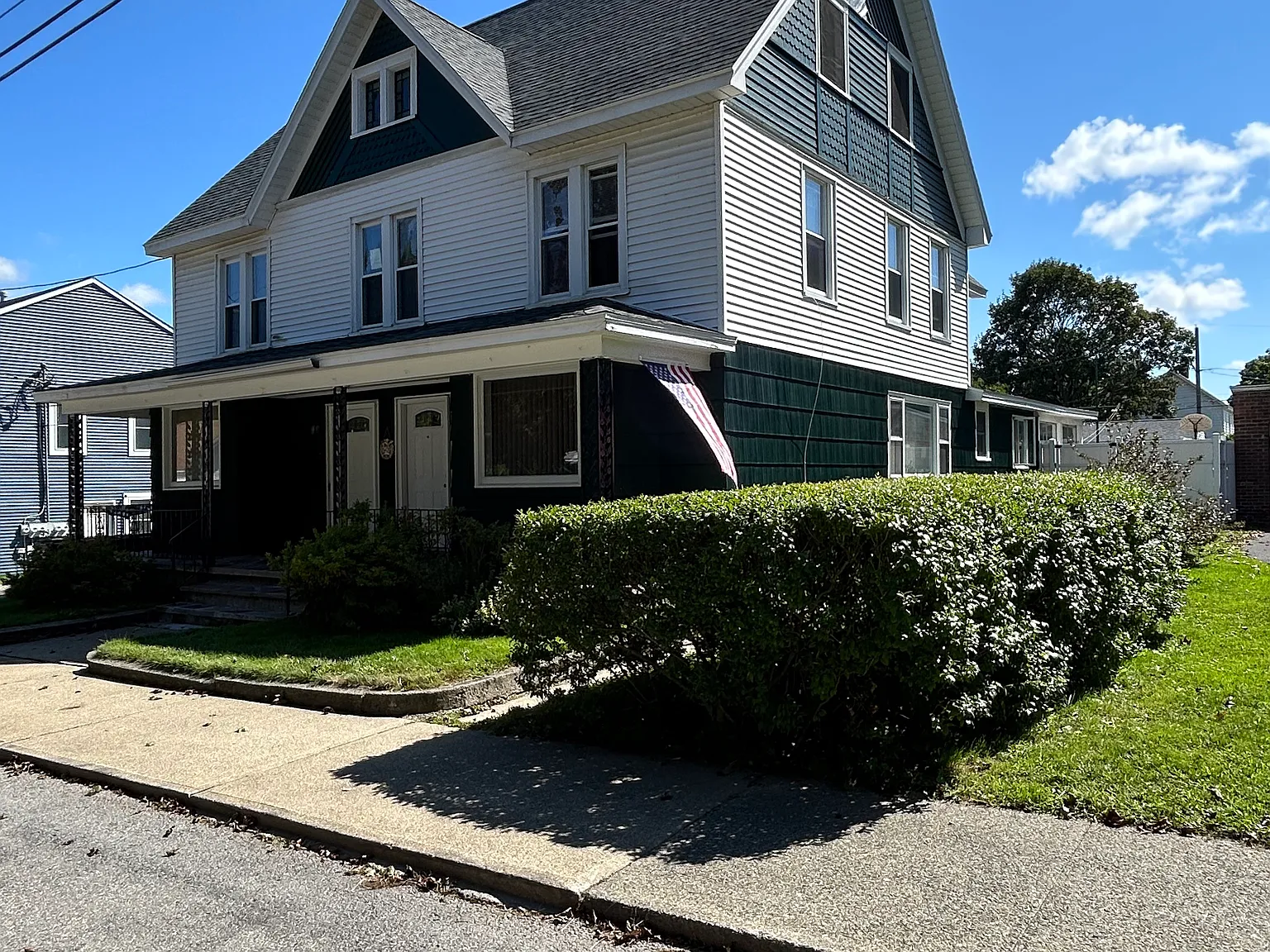 2 bed, 800 sqft, $1,400 — Photo 1