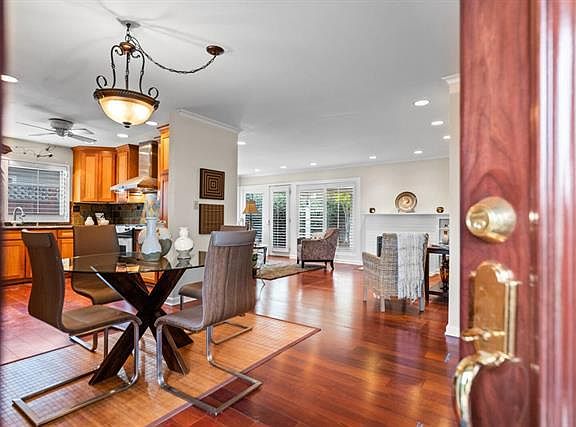 3rd image of 1571 Garden Glen Way