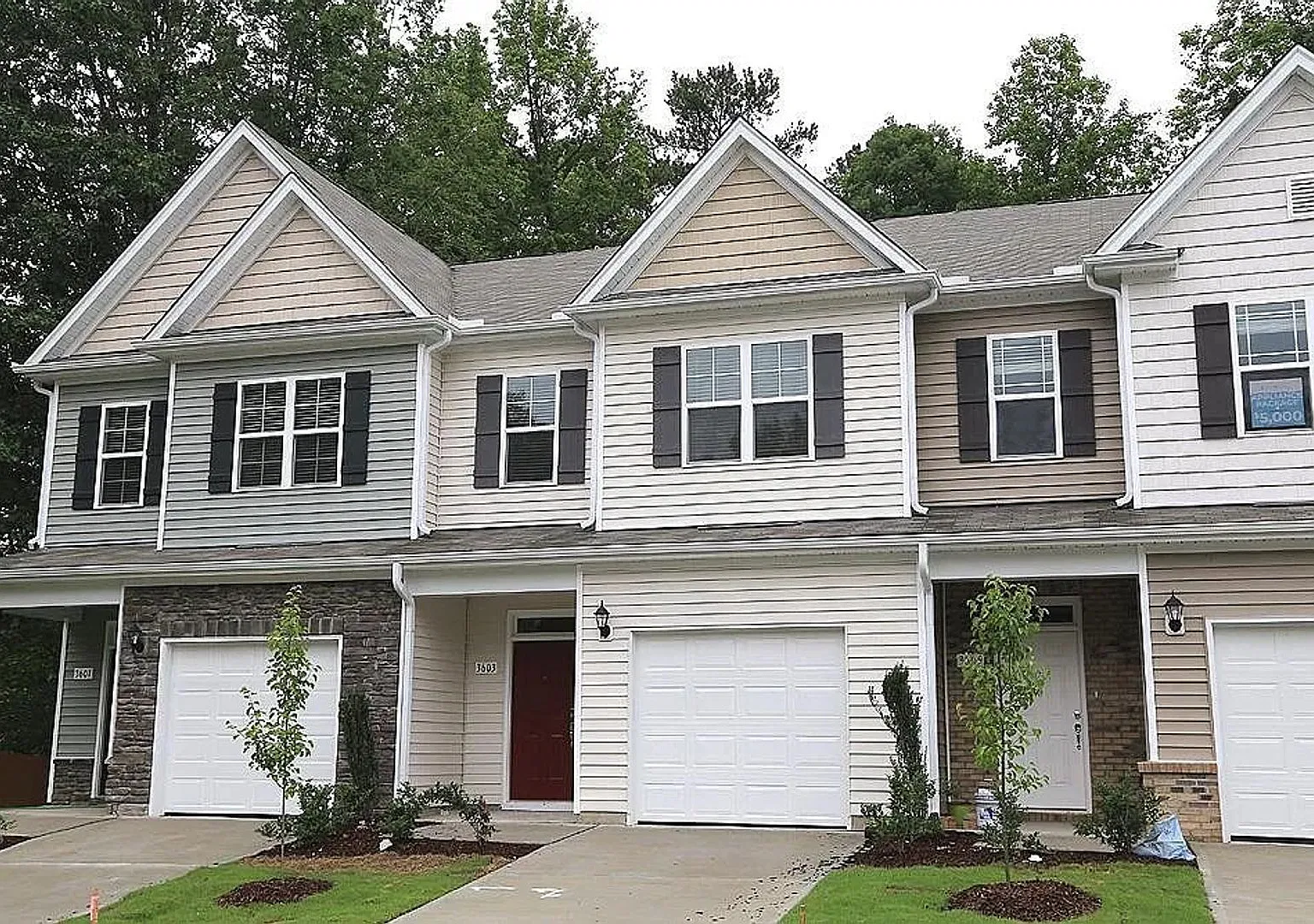 3 Bed, 2 Bath Townhome With Water Front View — Photo 1